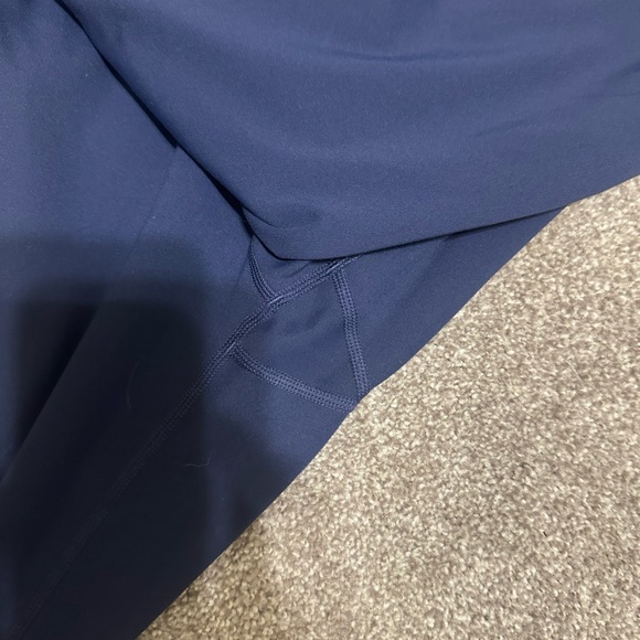 NWOT Fabletics bra and leggings set - Picture 5 of 5